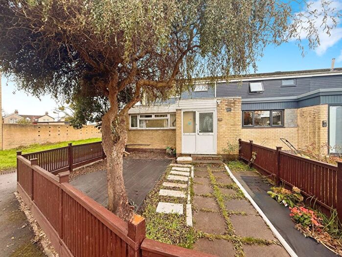 3 Bedroom End Of Terrace House For Sale In Howards Grove, Southampton, SO15