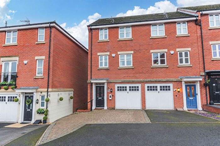 3 Bedroom Property For Sale In Bessemer Drive, Mansfield, NG18