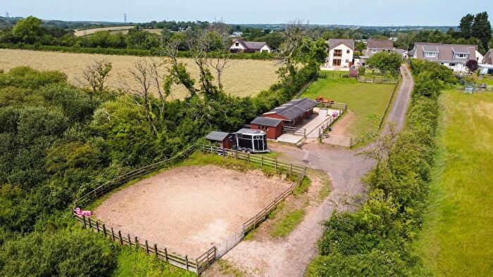 4 Bedroom Property For Sale In Cold Inn, Kilgetty, SA68