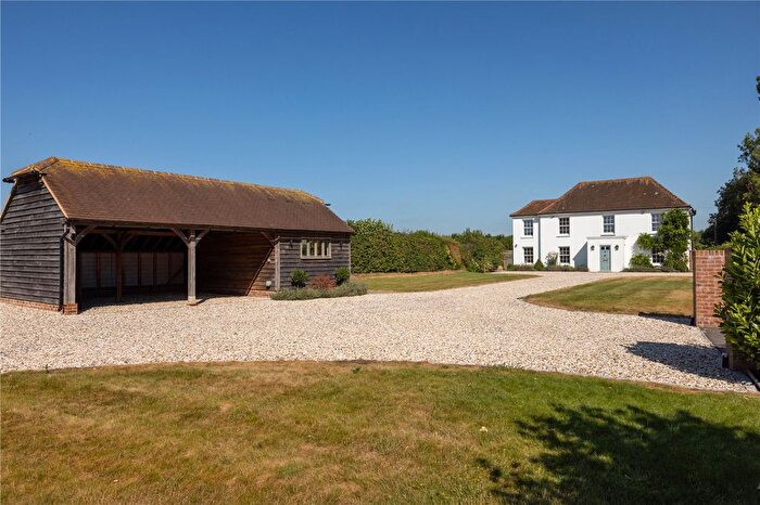 4 Bedroom Equestrian Property For Sale In Watery Lane, Funtington, PO18