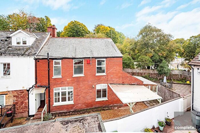 3 Bedroom Semi-Detached House For Sale In Honiton Road, Exeter, EX1