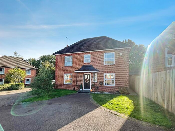 4 Bedroom Detached House For Sale In Chestnut Gardens, Sutton-In-Ashfield, NG17