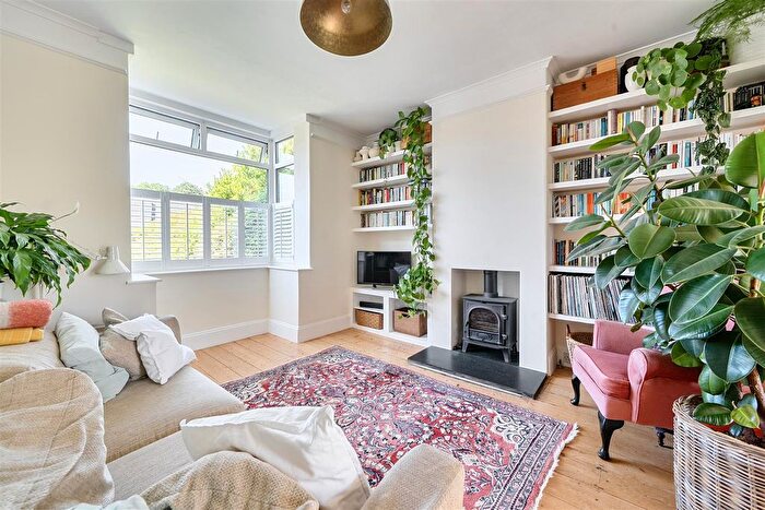 3 Bedroom Semi-Detached House For Sale In Stentiford Hill, Kingsbridge, TQ7