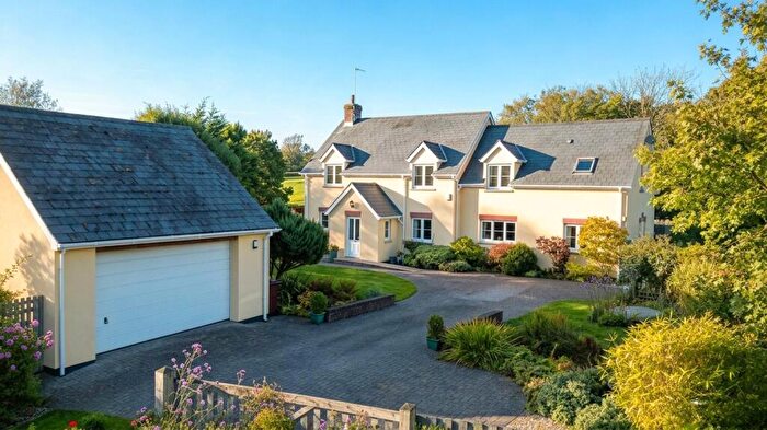4 Bedroom Detached House For Sale In Manorbier Newton, Tenby, SA70