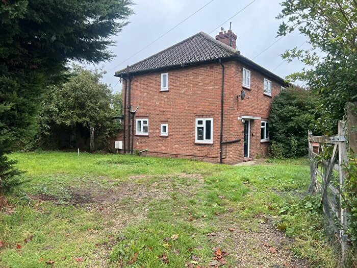 Semi-Detached House For Sale In Coronation Grove, Swaffham, Norfolk, PE37