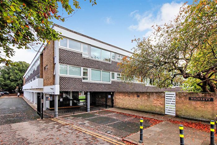 2 Bedroom Flat For Sale In Highsett, Hills Road, Cambridge, CB2