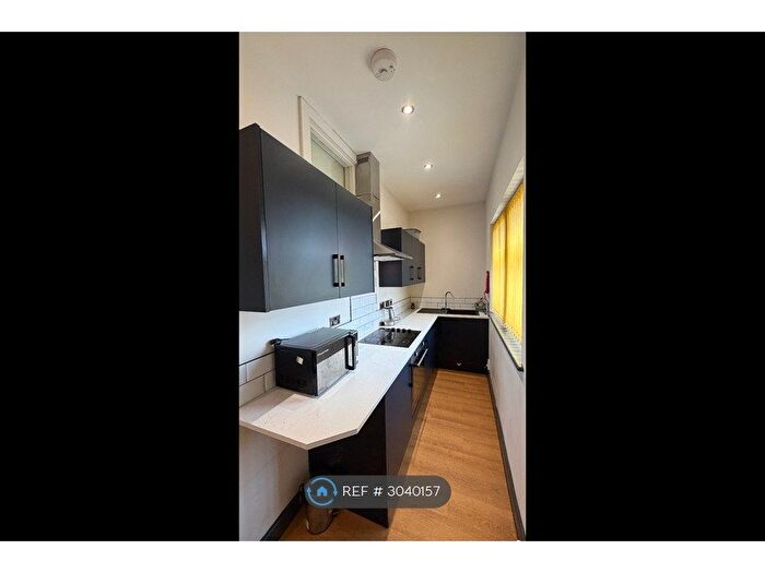 Studio To Rent In Borough Road, Middlesbrough, TS1