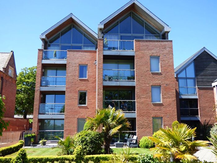 2 Bedroom Flat To Rent In Holcroft House, FY8