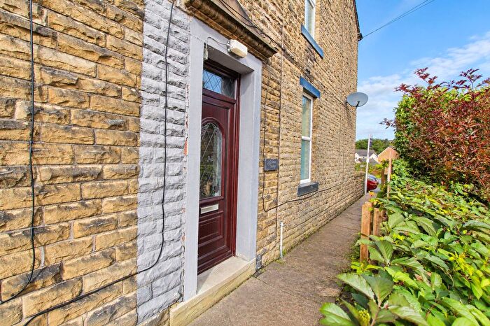 2 Bedroom Terraced House For Sale In Halifax Road, Littleborough, OL15