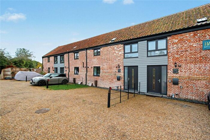 3 Bedroom Terraced House For Sale In Beccles Road, Carlton Colville, Lowestoft, Suffolk, NR33