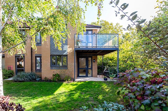 1 Bedroom Apartment For Sale In Henleaze Terrace, Bristol, BS9
