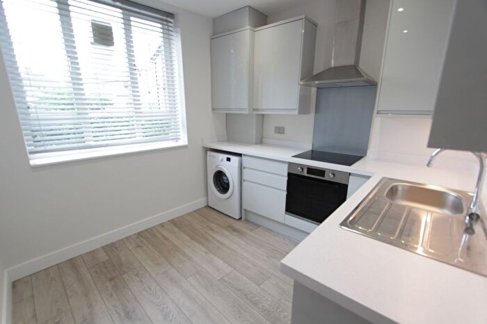 2 Bedroom Flat To Rent In Carter Knowle Road, Sheffield, S7