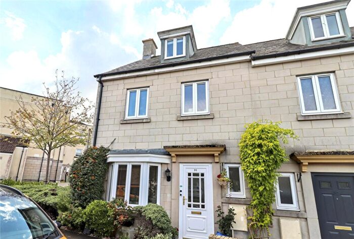 4 Bedroom End Of Terrace House For Sale In Clarks Way, Bath, BA2