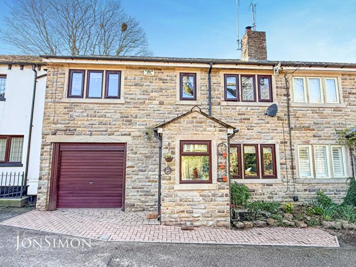 3 Bedroom Town House For Sale In Pot Green, Ramsbottom, Bury, BL0