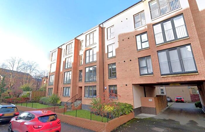 2 Bedroom Flat To Rent In Lochleven Road, Battlefield, Glasgow, G42