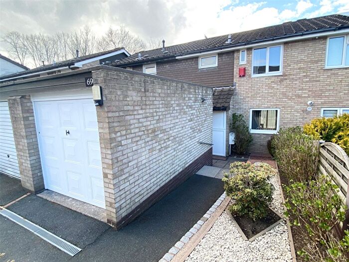 3 Bedroom Terraced House For Sale In Dallamoor, Hollinswood, Telford, Shropshire, TF3