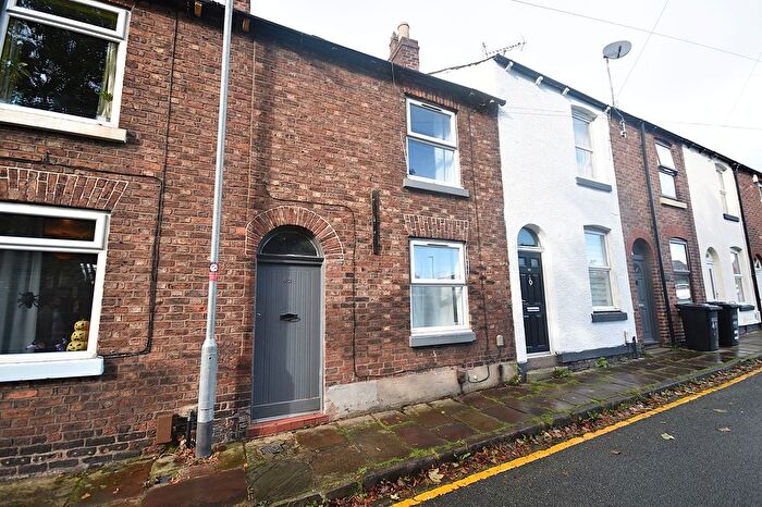 2 Bedroom Terraced House For Sale In Water Street, Macclesfield, SK11