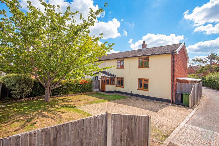 3 Bedroom End Of Terrace House For Sale In Norwich Road, Attleborough, NR17