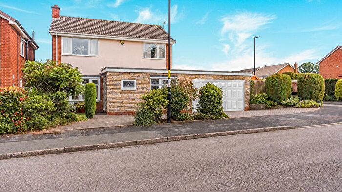 4 Bedroom Detached House For Sale In Loxley Road, Four Oaks, B75