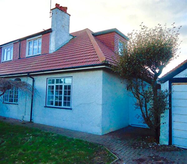 1 Bedroom Property To Rent In Penhill Road, Lancing, BN15