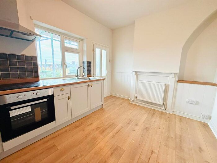 2 Bedroom Flat To Rent In High Street, Ibstock, LE67