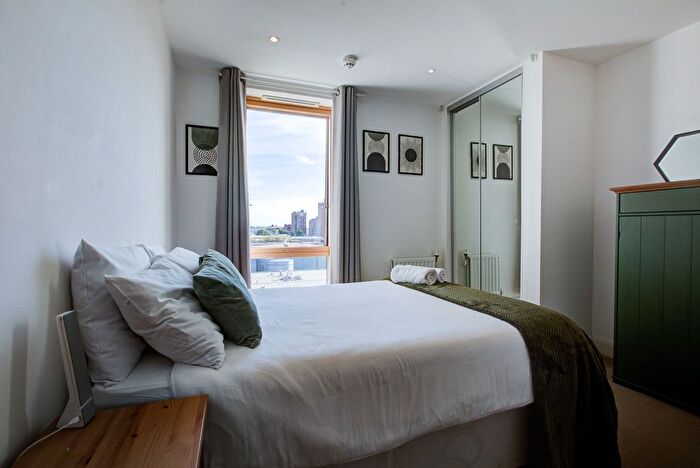1 Bedroom Flat To Rent In Barry Blandford Way, London, E3