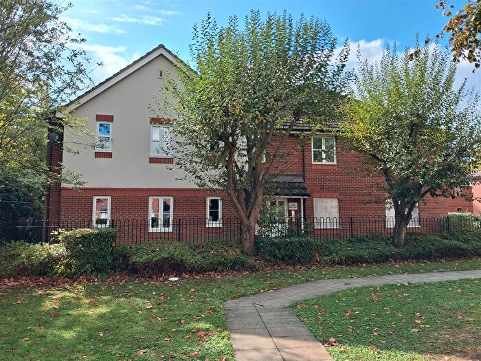 2 Bedroom Flat For Sale In Reid Close, Hayes, UB3