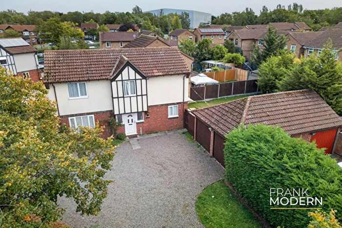 4 Bedroom Detached House For Sale In Whitacre, Peterborough, PE1