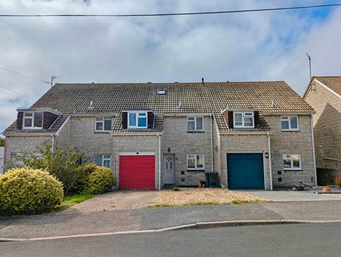 4 Bedroom Terraced House For Sale In Church Lane, Portland, DT5