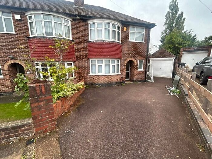 3 Bedroom Semi-Detached House To Rent In Avebury Avenue, Leicester, LE4