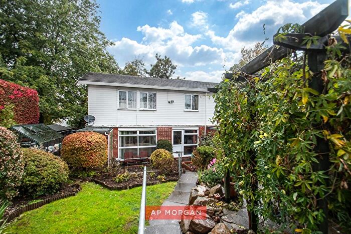 4 Bedroom End Of Terrace House For Sale In Flyford Close, Lodge Park, Redditch, Worcestershire, B98