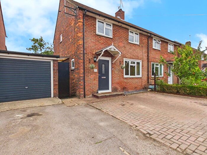 2 Bedroom Semi-Detached House For Sale In Franklin Avenue, Tadley, RG26