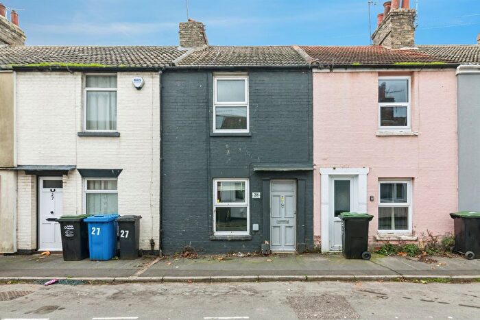 2 Bedroom Terraced House For Sale In Bevan Street West, Lowestoft, NR32