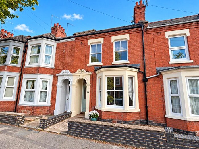 3 Bedroom Terraced House For Sale In Stimpson Avenue, Abington, Northampton, NN1