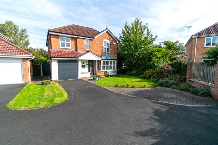 5 Bedroom Detached House For Sale In Hereford Way, Middlewich, CW10