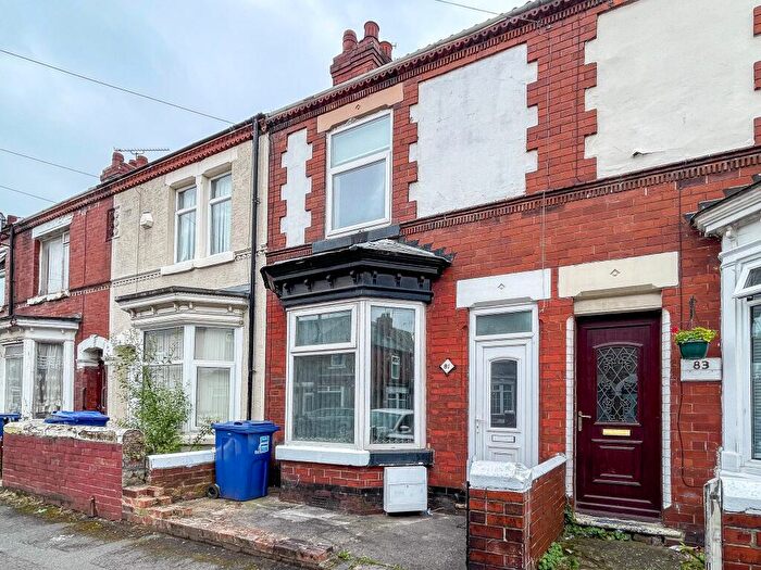 3 Bedroom House To Rent In Royston Avenue, Bentley, Doncaster, DN5