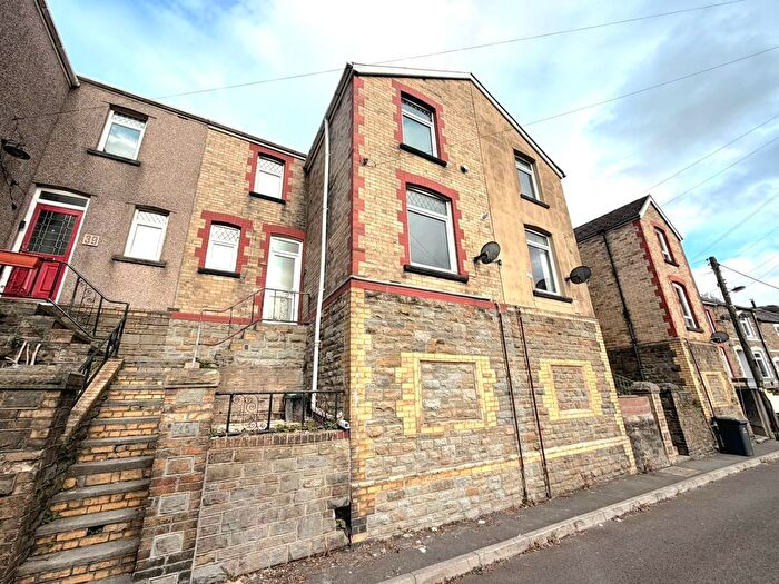 3 Bedroom Terraced House To Rent In Vivian Street, Abertillery, NP13