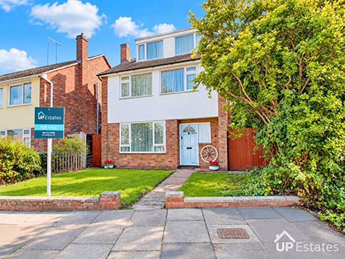 3 Bedroom Detached House For Sale In Princethorpe Way, Ernesford Grange, Binley, Coventry, CV3