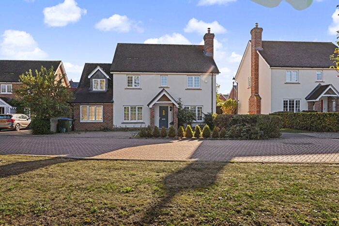 4 Bedroom Detached House For Sale In Williamson Way, Leighton Buzzard, LU7