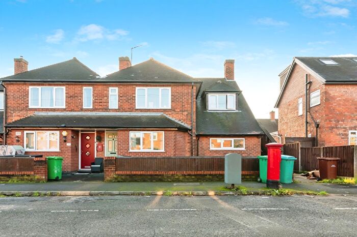 2 Bedroom Maisonette For Sale In Ainsley Road, Nottingham, NG8