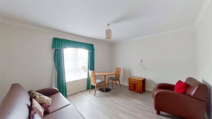 2 Bedroom Flat To Rent In Annandale Street, Edinburgh, EH7