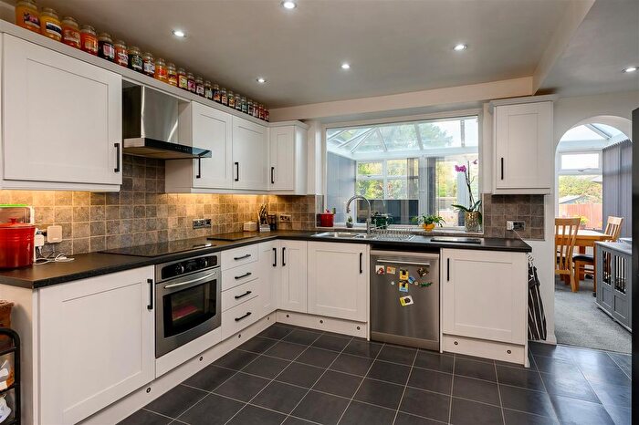 3 Bedroom Semi-Detached House For Sale In Naburn Lane, Fulford, York, YO19
