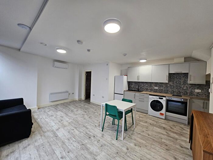 1 Bedroom Flat To Rent In Woolwich Road, Woolwich Charlton, SE7