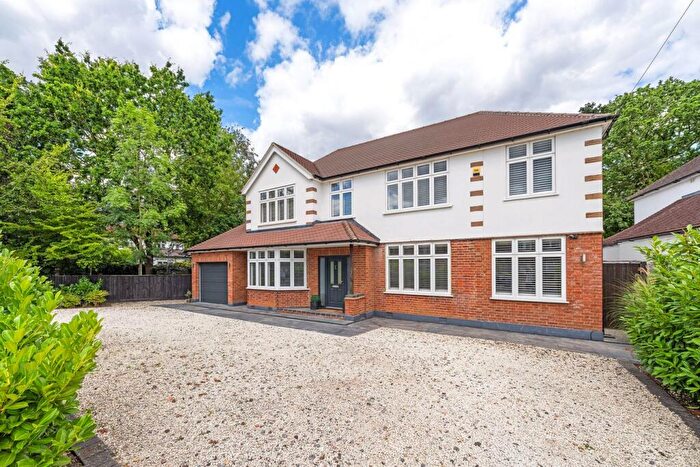 5 Bedroom Detached House For Sale In Den Road, Bromley, BR2