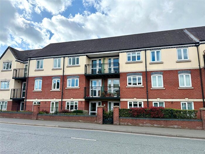 2 Bedroom Apartment For Sale In Vale Road, Stourport-on-Severn, Worcestershire, DY13