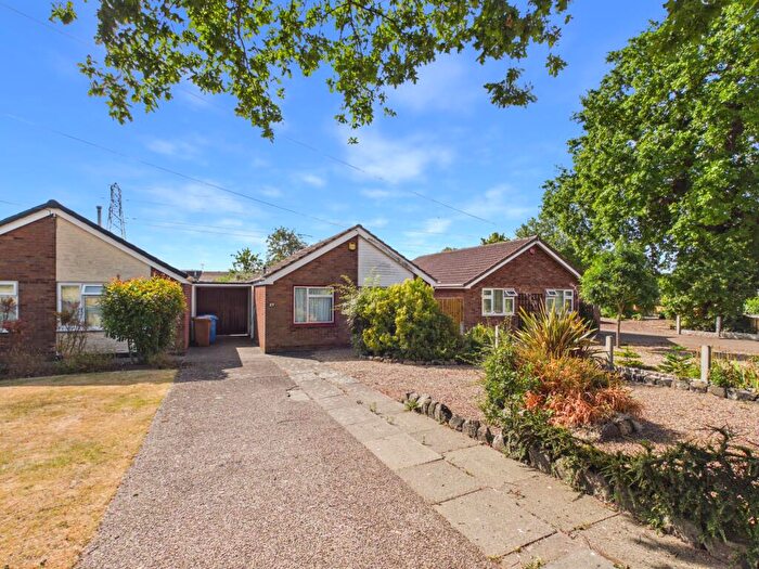 2 Bedroom Detached Bungalow For Sale In Sinfin Avenue, Shelton Lock, DE24