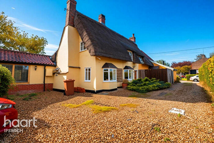 2 Bedroom Cottage For Sale In The Causeway, Ipswich, IP7