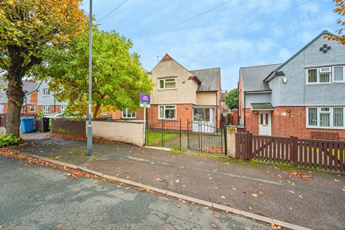 3 Bedroom Semi-Detached House For Sale In Essex Street, Derby, DE21