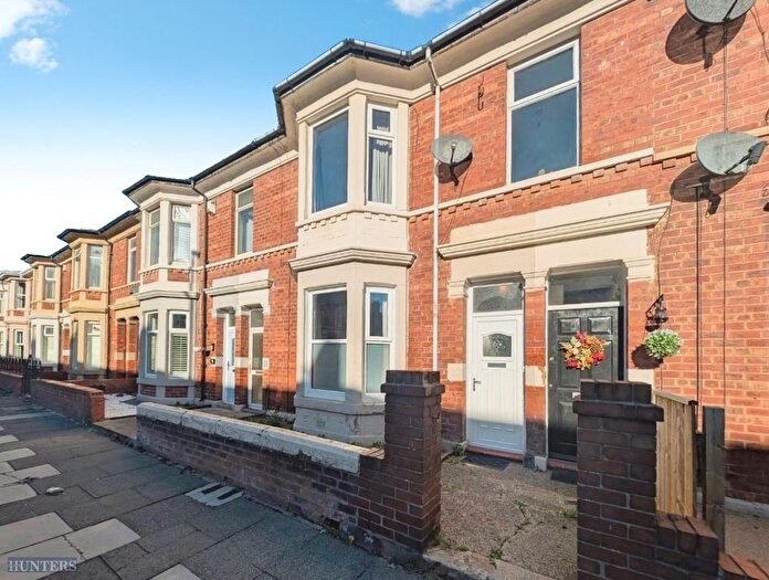 2 Bedroom Flat For Sale In Trevor Terrace, North Shields, NE30