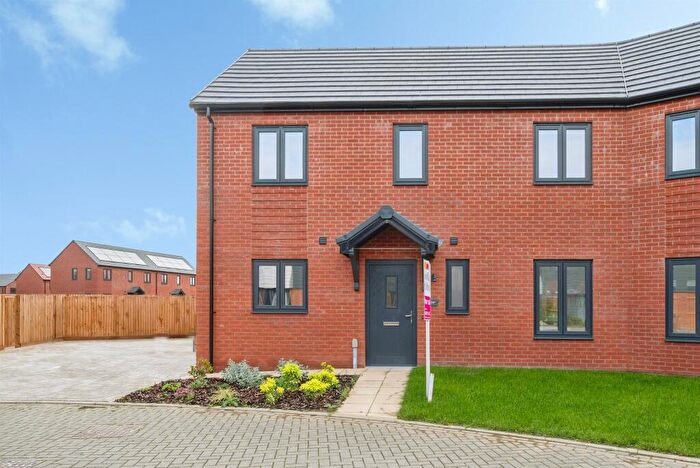 3 Bedroom Semi-Detached House For Sale In Emerald Close, Bradwell, Great Yarmouth, NR31